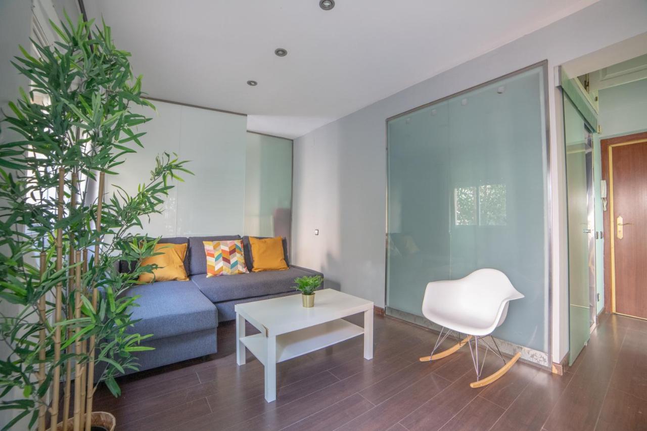 Moderno apartamento a escasos metros del Bernabeu Madri Exterior foto